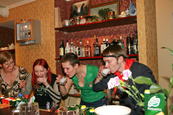 Kafejnīcas <em>Leningrad</em> atklā&scaron;anas pasākums61