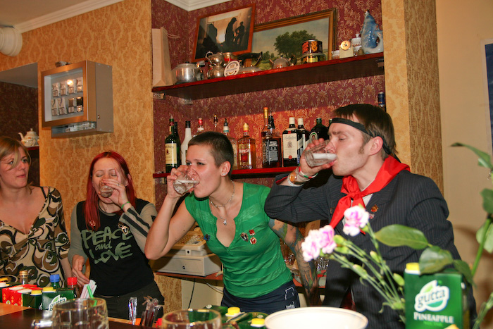 Kafejnīcas <em>Leningrad</em> atklā&scaron;anas pasākums62