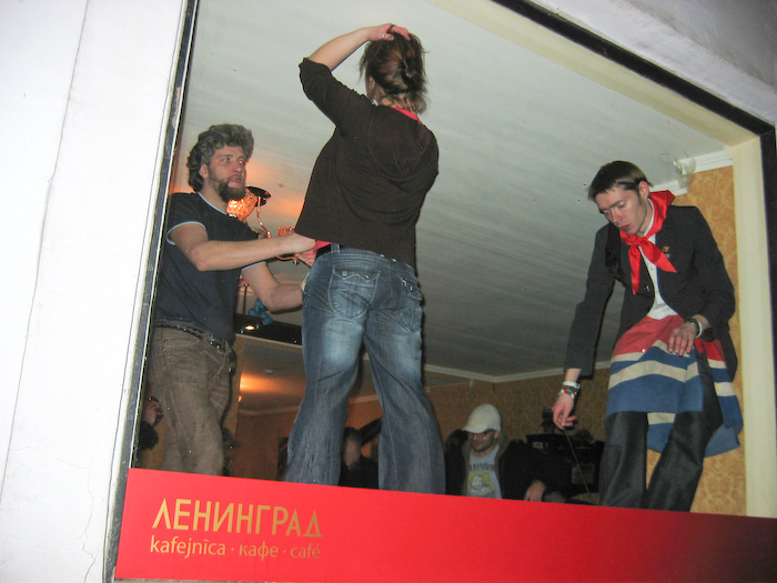 Kafejnīcas <em>Leningrad</em> atklā&scaron;anas pasākums. II daļa29
